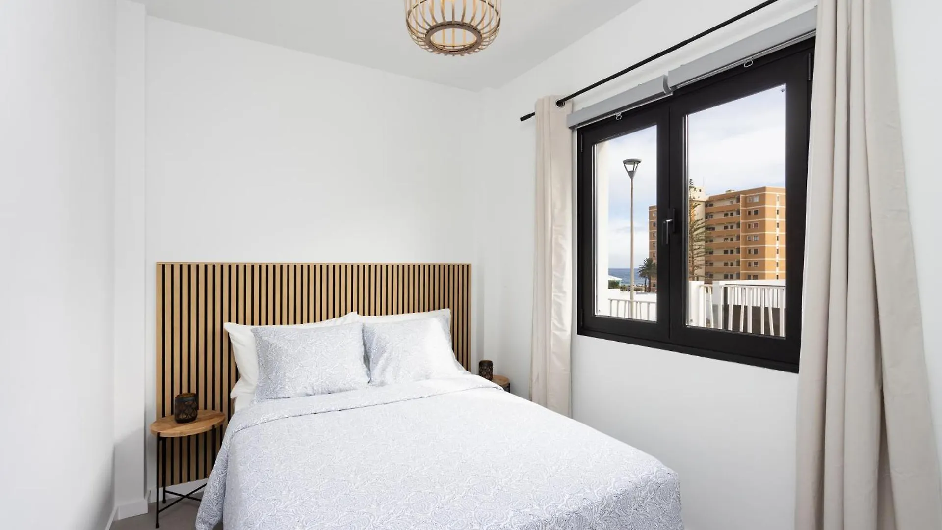 Villa De 4 Dormitorios, Con Vista Mar - Casa Maravilla Los Silos